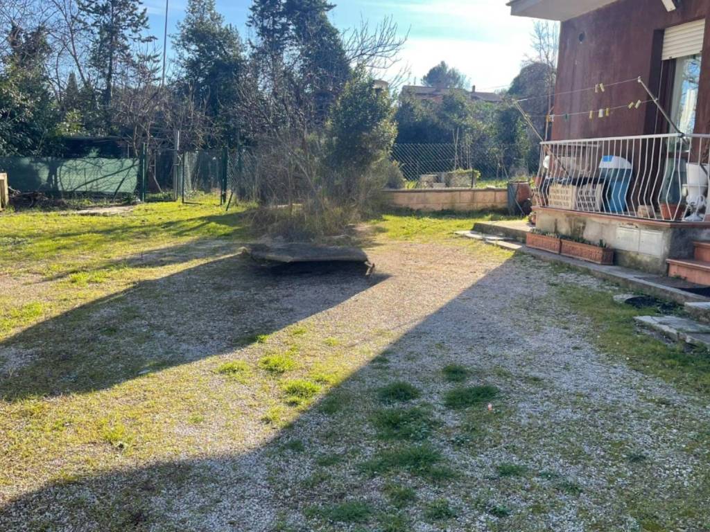 Villa a Perugia in Via Luigi Piastrelli, 10 - Foto 4