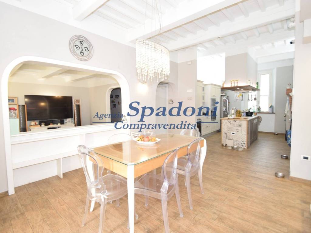 Casa indipendente a Pescia in Via della Torre, 55 - Foto 2