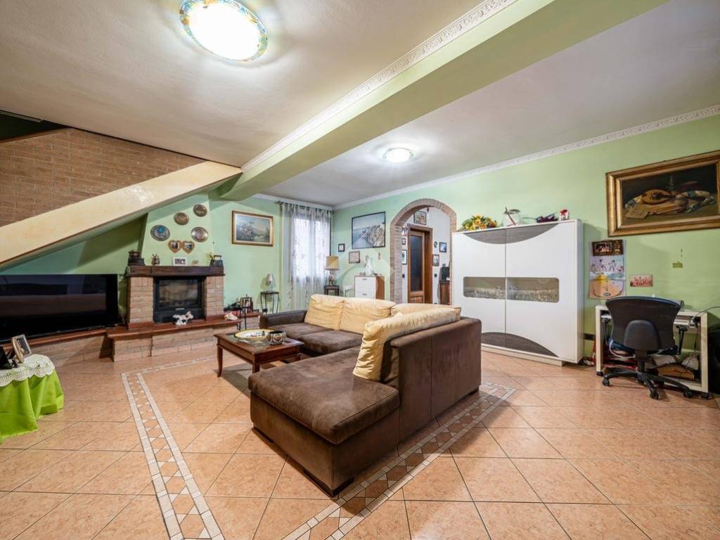 Casa indipendente a Carpi in Strada Provinciale 413 Romana Sud, 89 - Foto 2