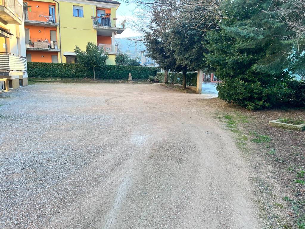 Appartamento a Caldarola in Viale Aldo Moro, 41 - Foto 4