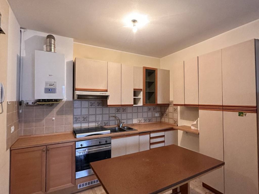 Appartamento a Thiene in Via delle Mimose, 10 - Foto 3