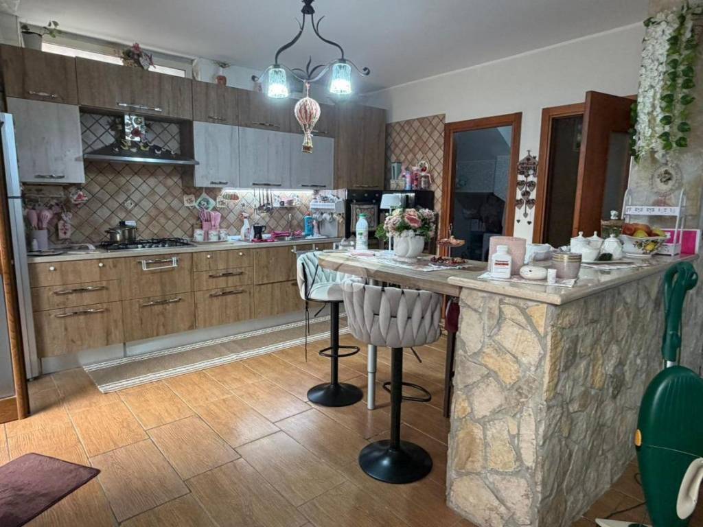 Villa a Acerra in Via Luchino Visconti, 14 - Foto 4