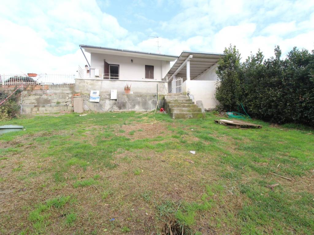 Appartamento a Lamporecchio in Strada Provinciale Maremmana, 335 - Foto 5