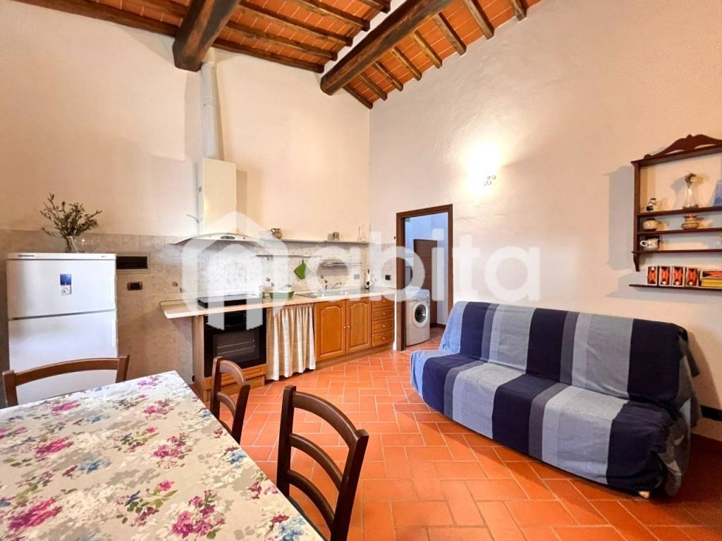 Appartamento a Montevarchi in via di noferi - Foto 3