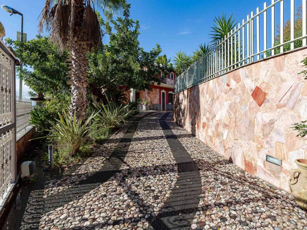Villa a Belpasso in Via Giulio Natta - Foto 5