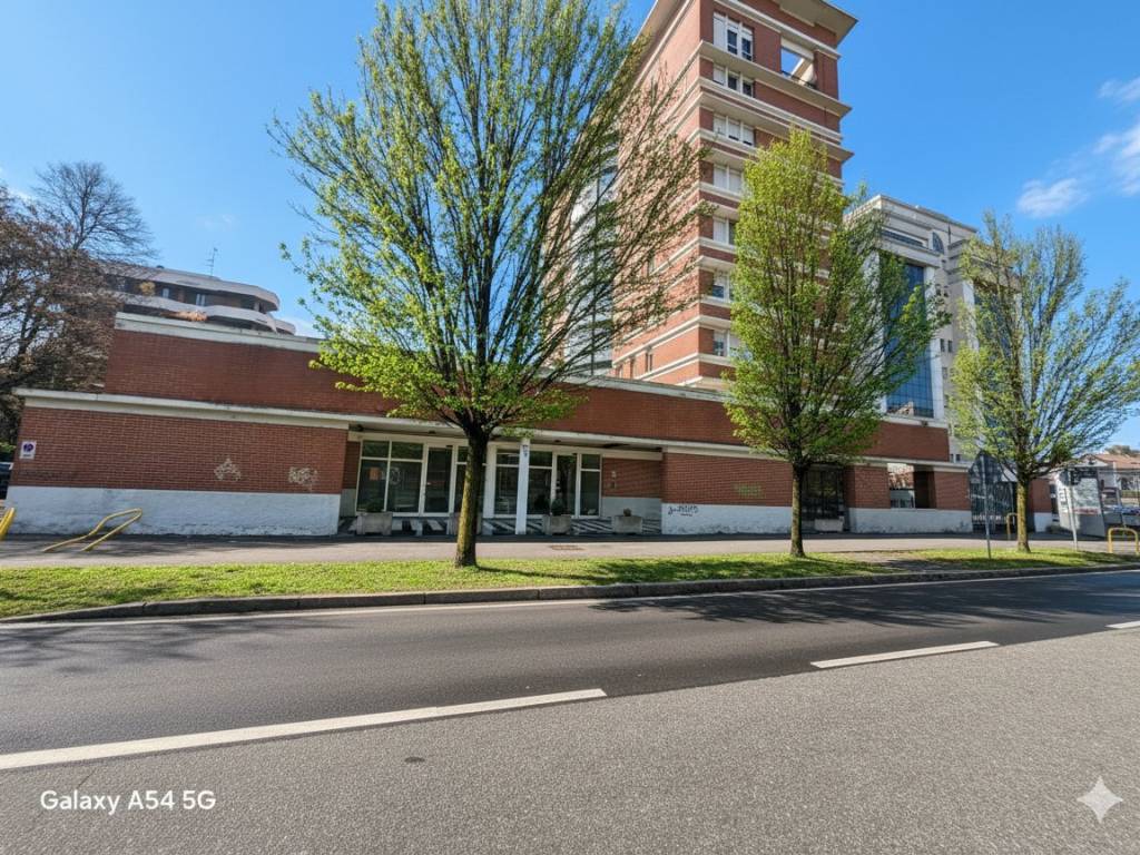 Immobile a Gallarate in Viale Carlo Noè - Foto 4