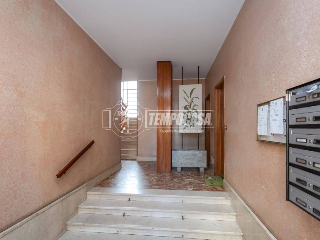 Appartamento a Chieri in Viale cappuccini - Foto 2
