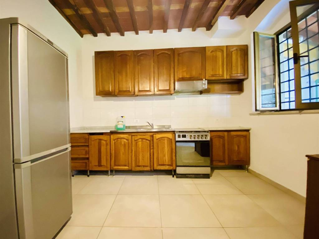Casa indipendente a Lucca in Via della Chiesa XIII - Foto 5