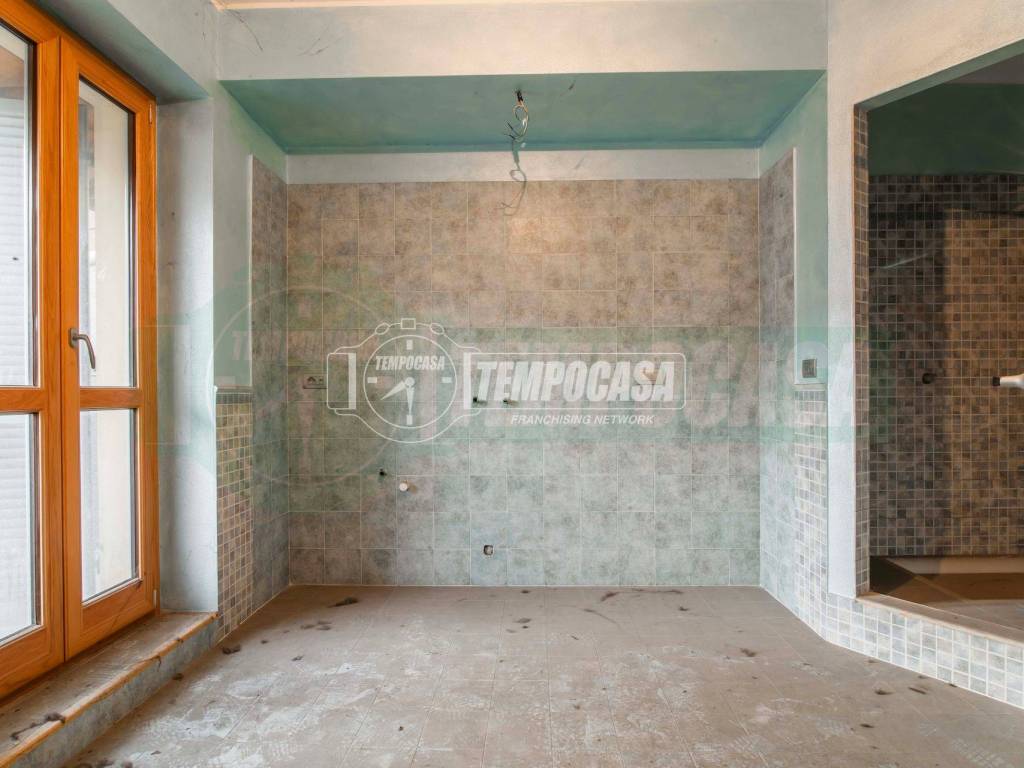 Appartamento a Cislago in Via Principe Amedeo - Foto 2