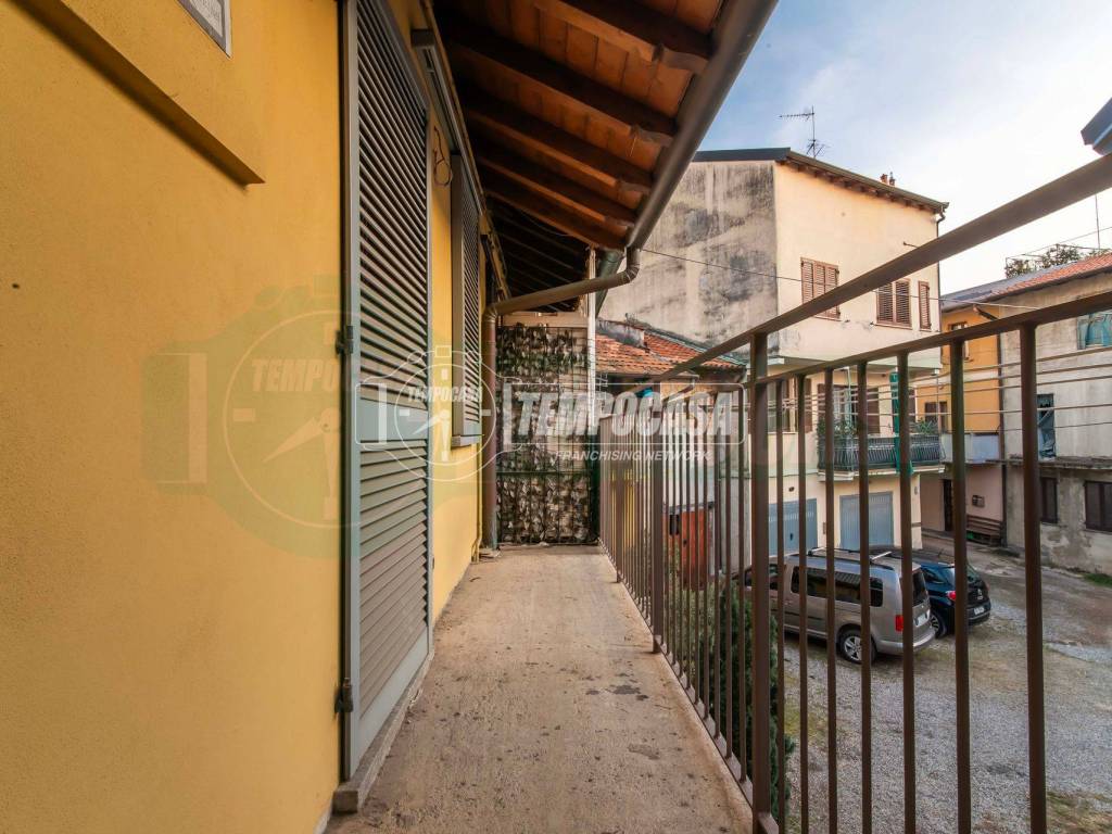 Appartamento a Cislago in Via Principe Amedeo - Foto 5