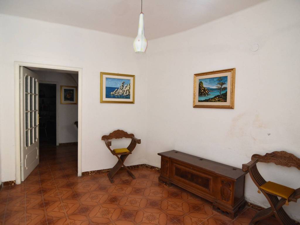 Villa a Cuglieri in Via Basilica, 4 - Foto 5