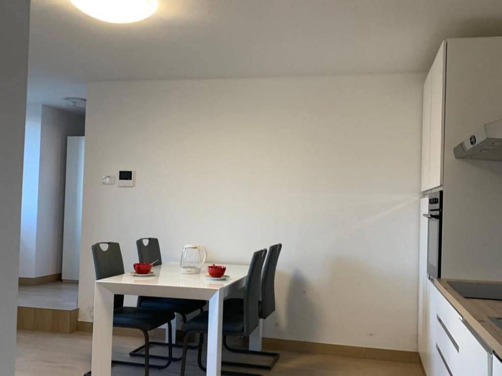 Appartamento a Menaggio in Via Carlo Camozzi, 36 - Foto 2