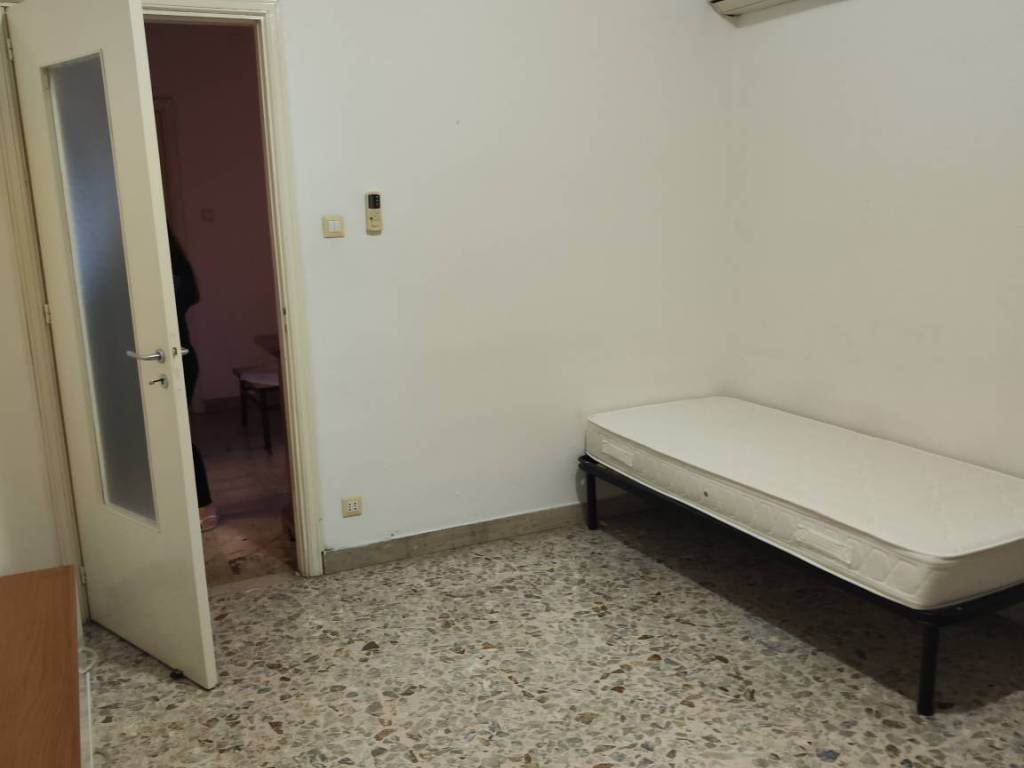 Appartamento a Catania in Via Giacomo Leopardi, 22 - Foto 2