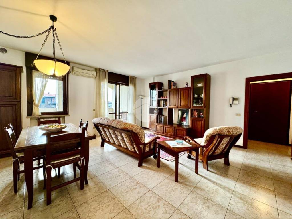 Appartamento a Peschiera del garda in Via barbieri, 3 - Foto 3