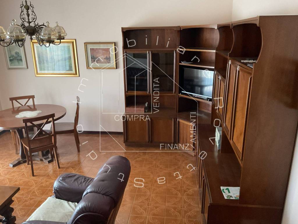 Appartamento a Busto arsizio in Via Vizzola Ticino, 12 - Foto 5