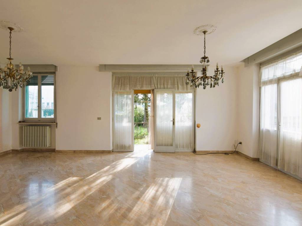 Villa a Rezzato in Via Giacomo Leopardi, 35 - Foto 5