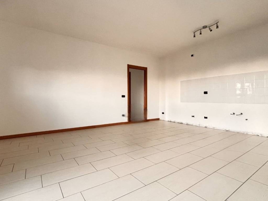 Appartamento a Cesano boscone in via Salvo d'Acquisto - Foto 2