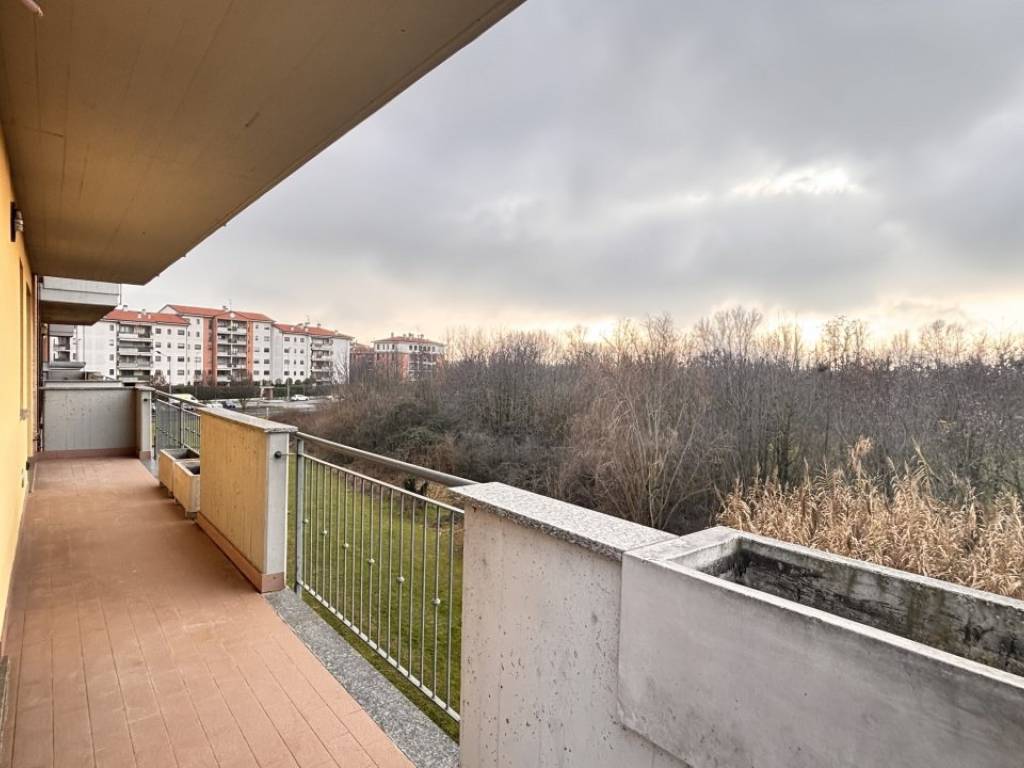 Appartamento a Cesano boscone in via Salvo d'Acquisto - Foto 5