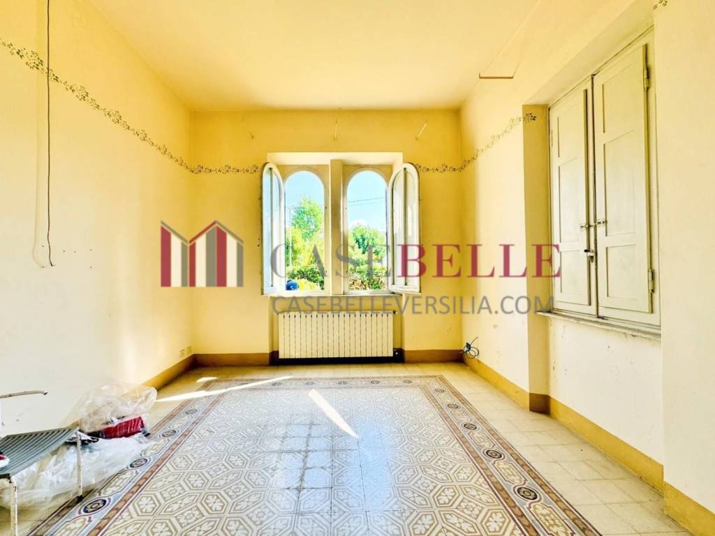 Villa a Camaiore in Viale Cristoforo Colombo, - Foto 3