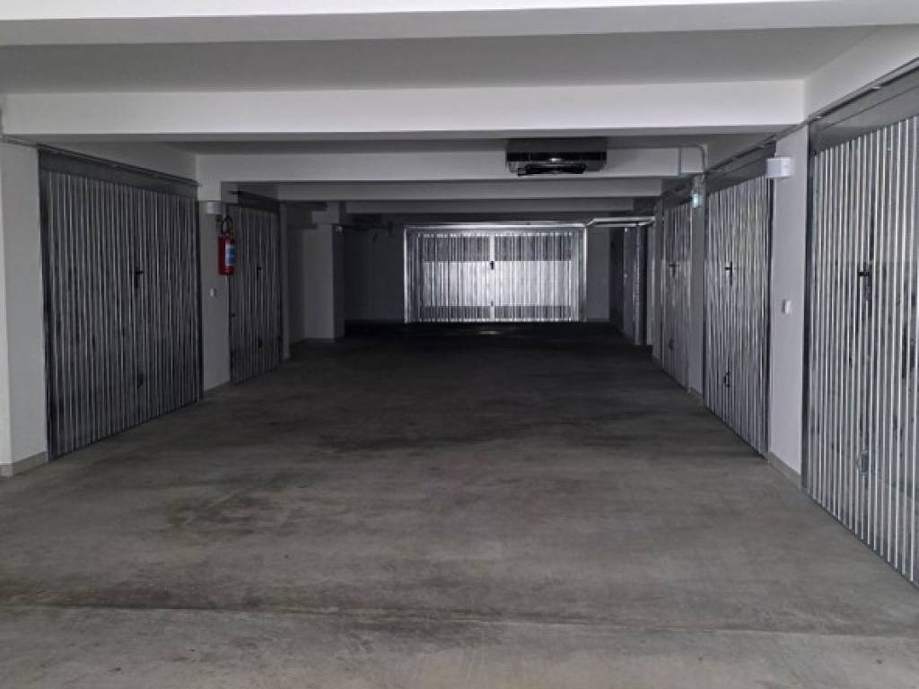Box / garage a Milazzo in Via Colonnello Francesco Bertè, 26 - Foto 2