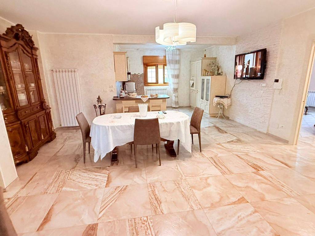 Appartamento a Civitavecchia in Via degli Agricoltori - Foto 4