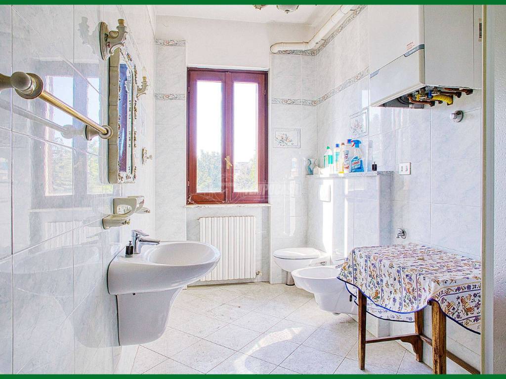 Appartamento a Induno olona in Via Bruno Jamoretti - Foto 4