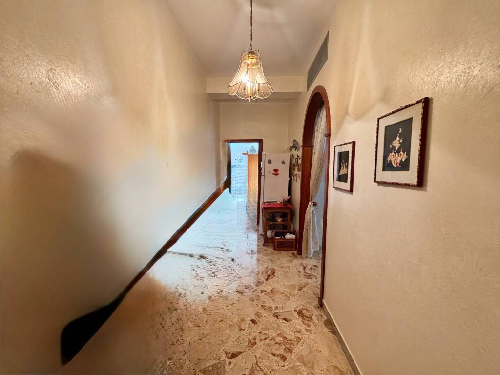 Appartamento a Monopoli in Via Martiri della Resistenza - Foto 2