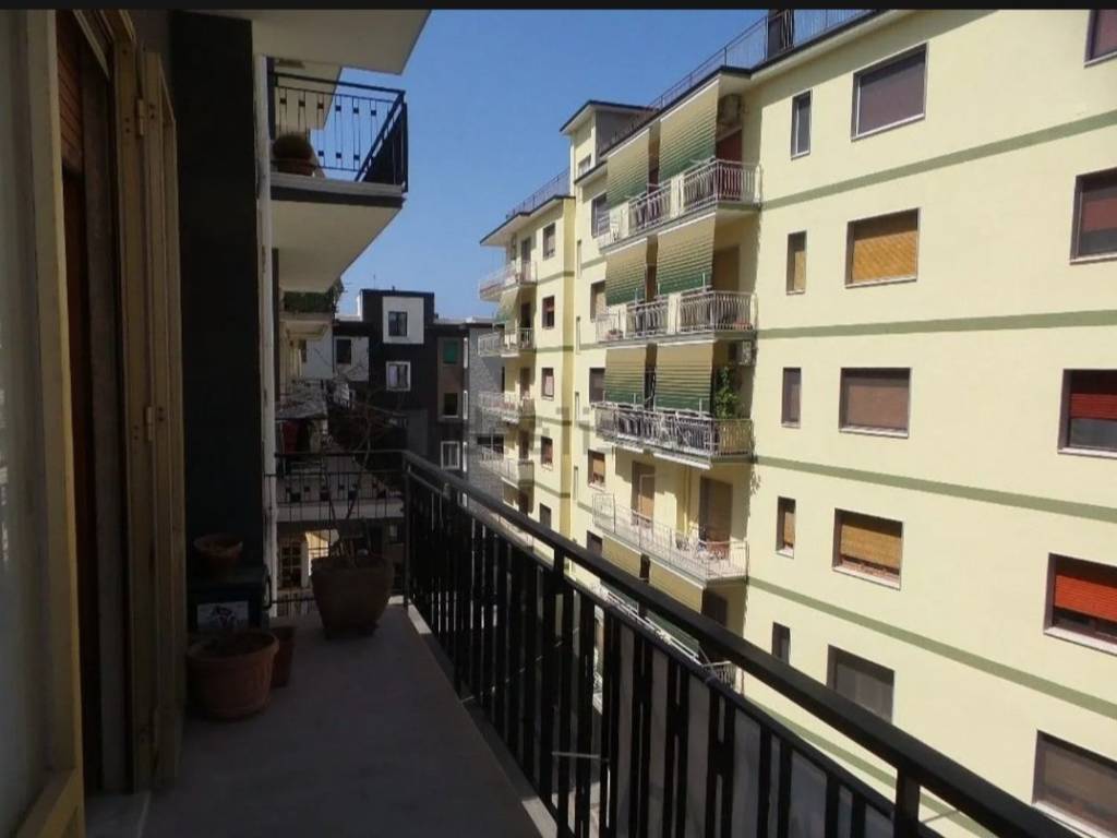 Appartamento a Salerno in Via 6 Settembre - Foto 3