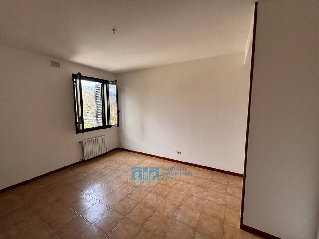 Appartamento a Latina in della Stazione - Foto 4