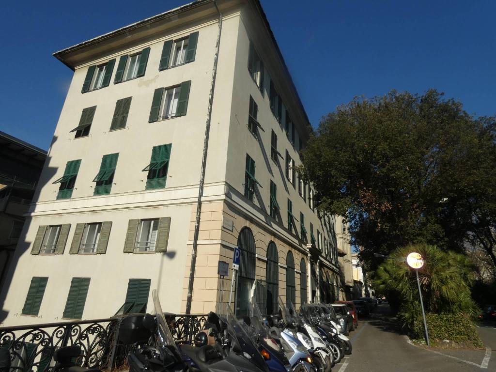 Immobile a Genova in Via Bartolomeo Bosco - Foto 2