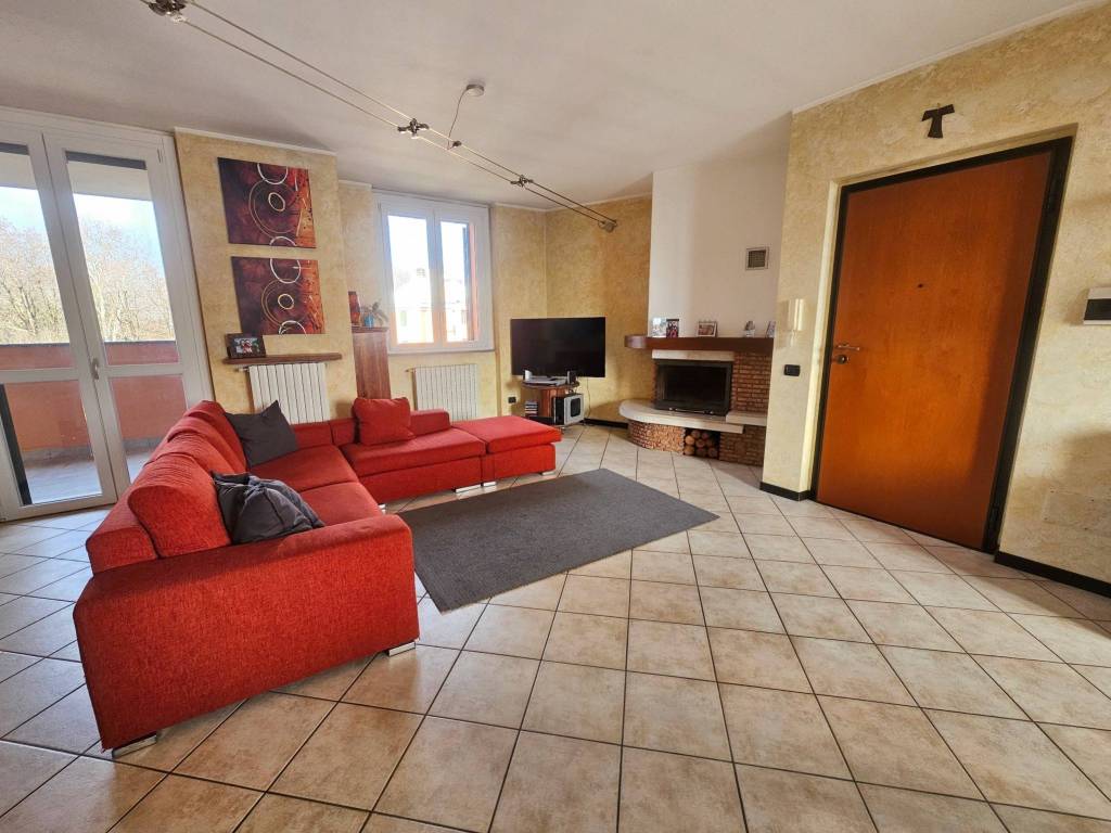 Appartamento a Saronno in Via Brianza, 18 - Foto 5