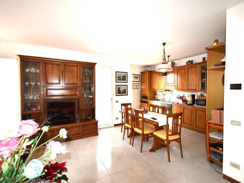 Appartamento a Robbiate in Via Del Cavetto, 2 - Foto 5
