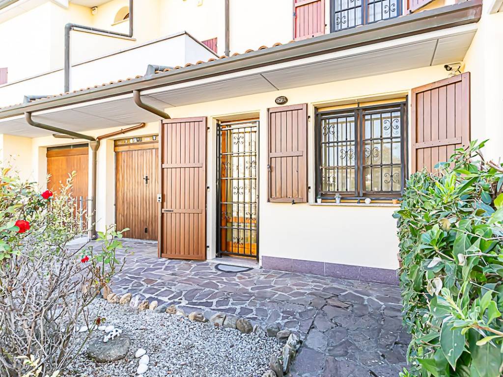 Villetta a schiera a Budrio in Via Croce di Vedrana - Foto 2