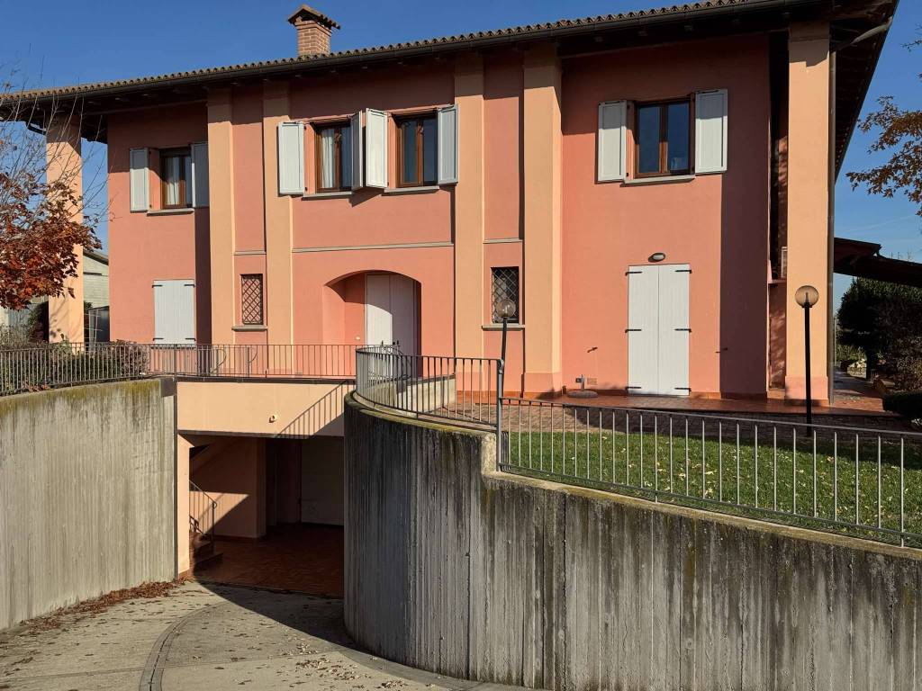 Rustico / casale a Medicina in via Guazzaloca - Foto 2