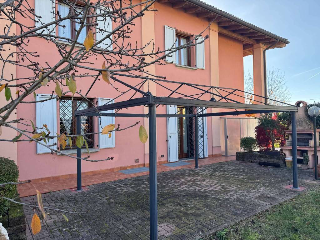 Rustico / casale a Medicina in via Guazzaloca - Foto 3