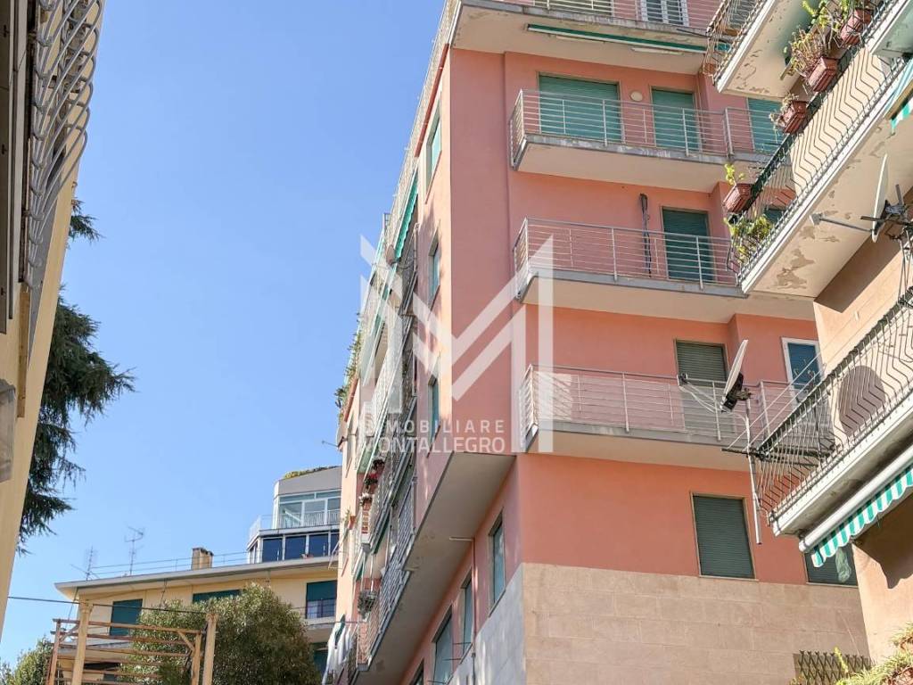 Appartamento a Rapallo in Corso Cristoforo Colombo, 1 - Foto 3
