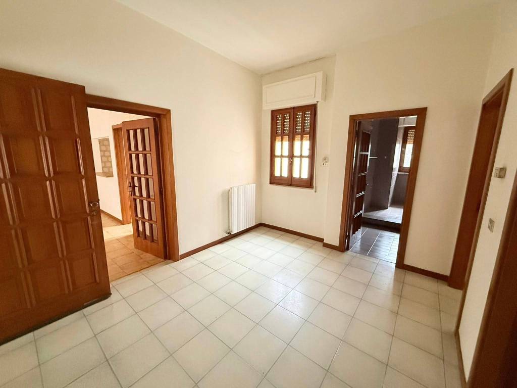 Casa indipendente a Cassano delle murge in Via Carmelo Colamonico - Foto 3