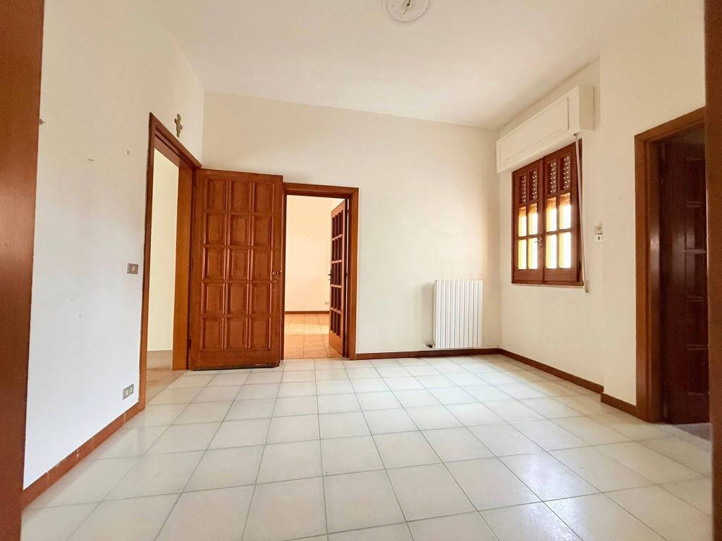 Casa indipendente a Cassano delle murge in Via Carmelo Colamonico - Foto 5