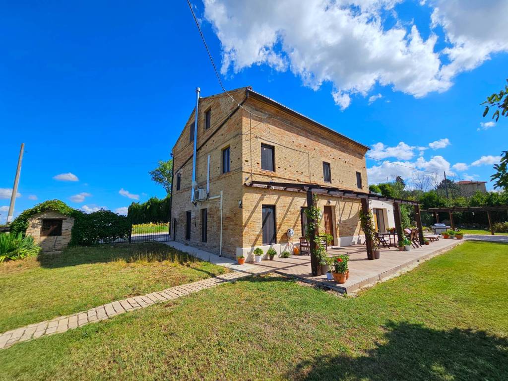 Rustico / casale a Montappone - Foto 4