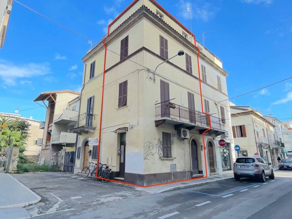 Casa indipendente a San benedetto del tronto in Via G. Carducci, 111 - Foto 2