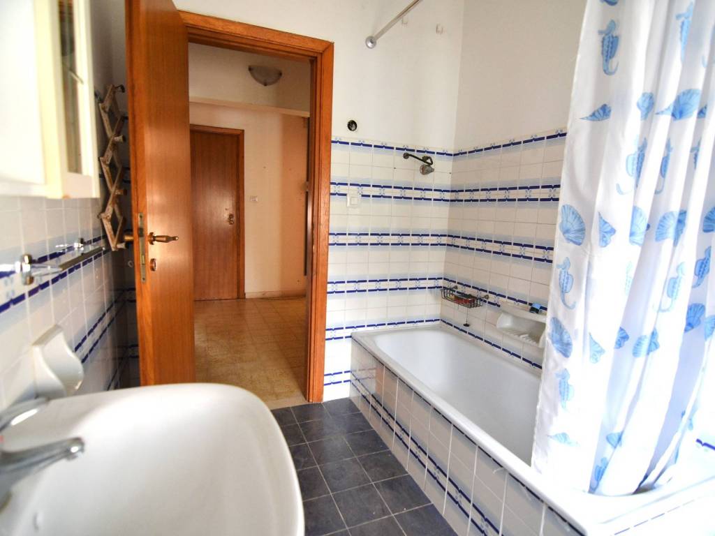 Appartamento a Macomer in Via Giotto, 6 - Foto 4