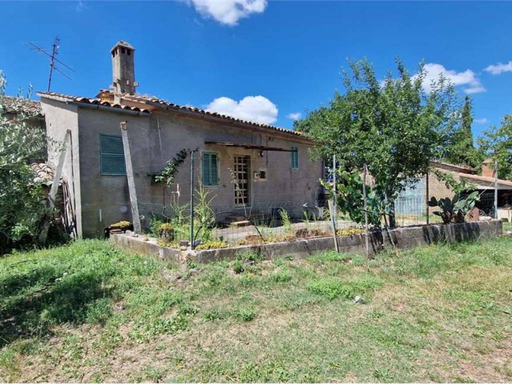 Casa indipendente a Massa martana in Barbasciano, voc. Piemonte - Foto 2