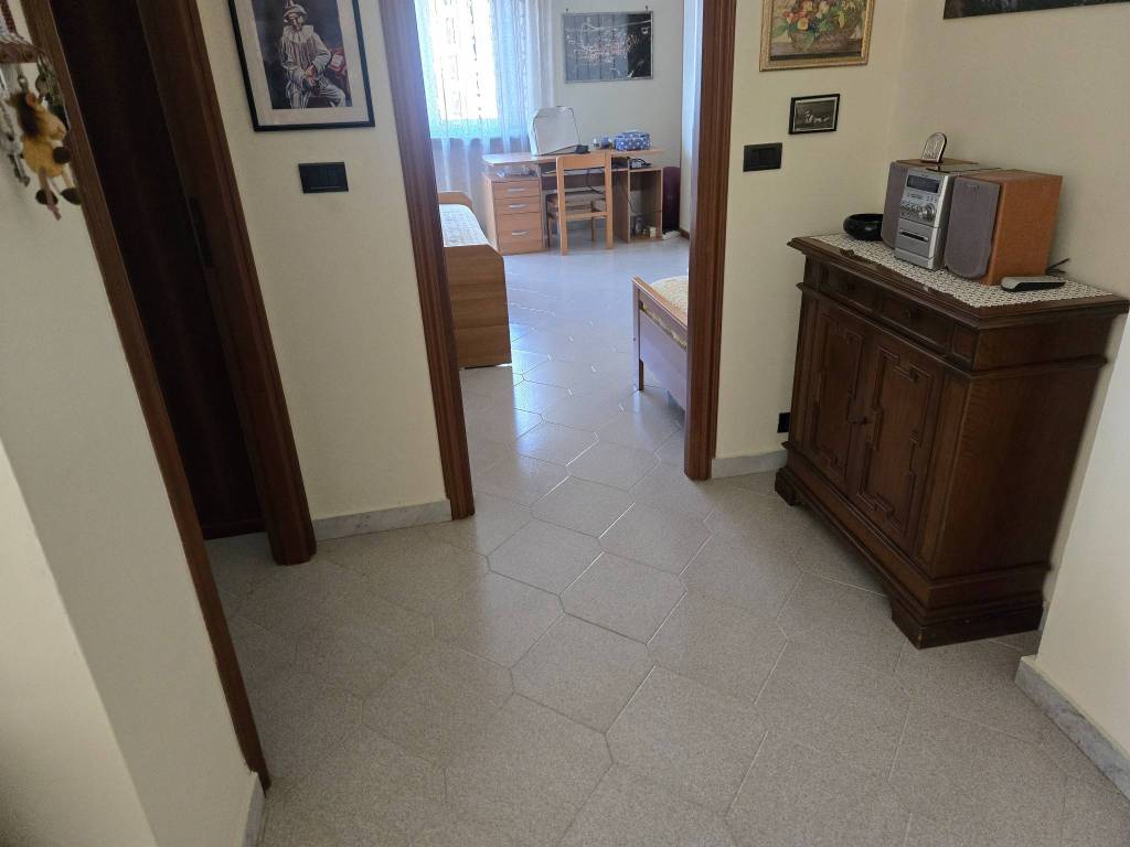 Appartamento a Collegno in Via Rosta - Foto 2