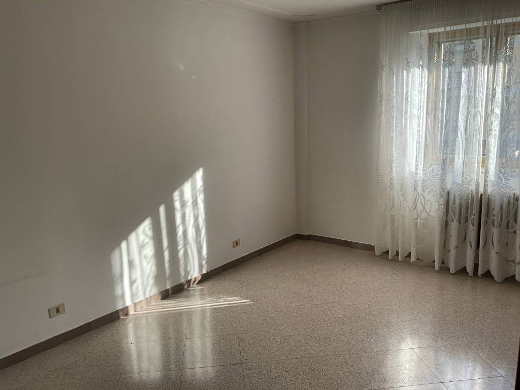 Appartamento a Giovinazzo in Viale Aldo Moro - Foto 4