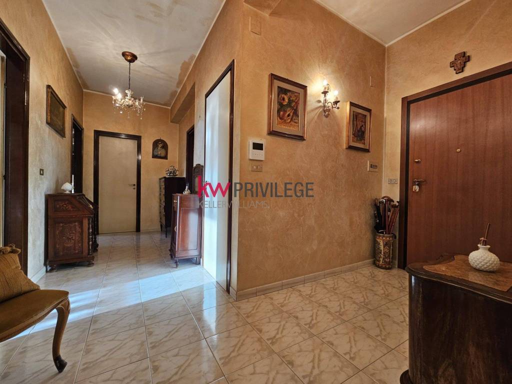 Appartamento a Brindisi in Viale Belgio, 21 - Foto 3