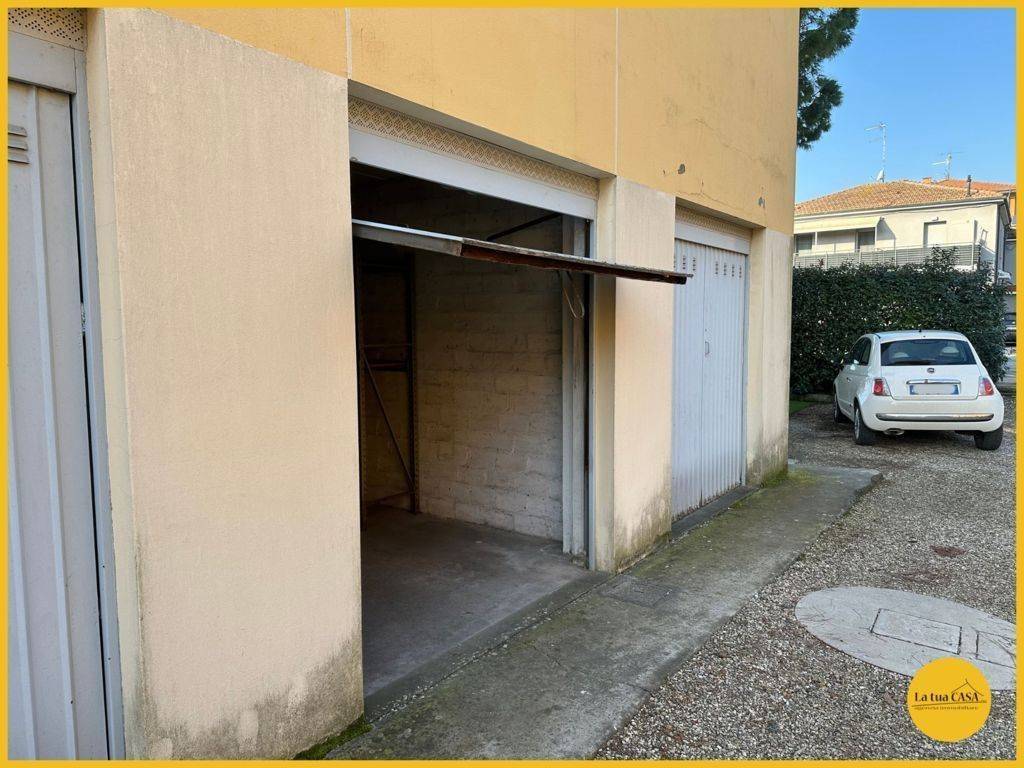 Box / garage a Molinella in via circonvallazione, 36 - Foto 4