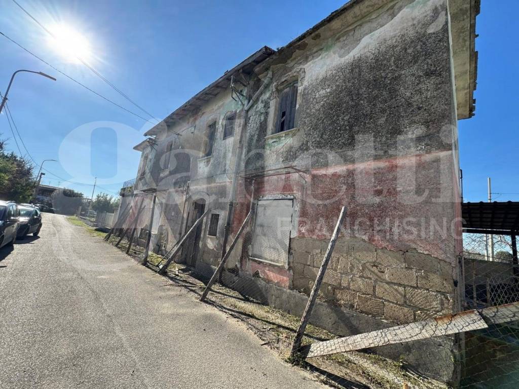 Casa indipendente a Capua in Sant'Angelo in Formis - Foto 2