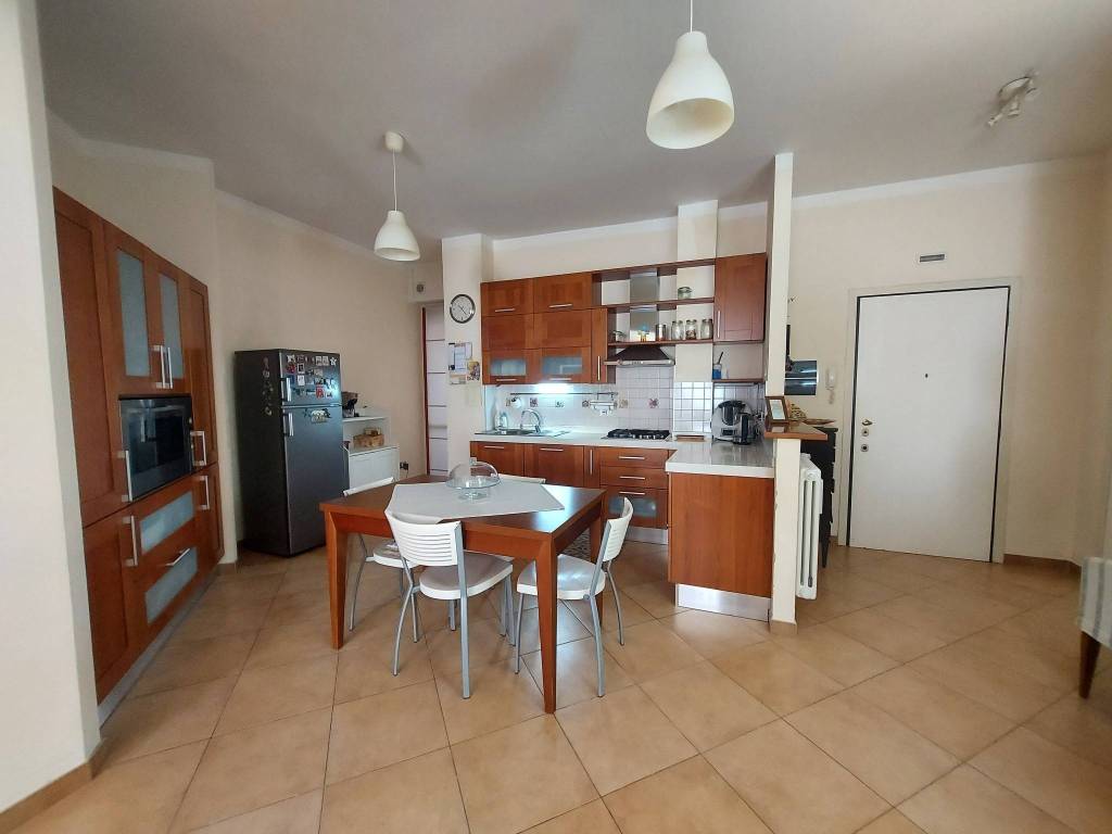 Appartamento a Pesaro in Via Ugo Tombesi - Foto 2