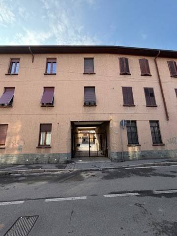 Appartamento a Paderno dugnano in VIA SANT'AMBROGIO, 4 - Foto 2