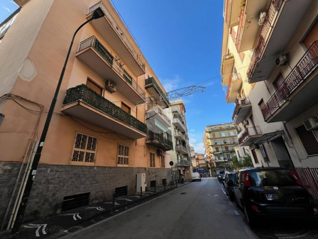 Appartamento a Portici in VIALE I MELINA, 7 - Foto 3